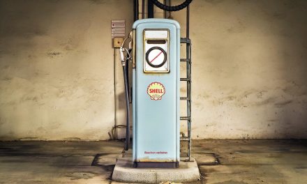 Two Surprisingly Easy Ways To Save Money at the Pump