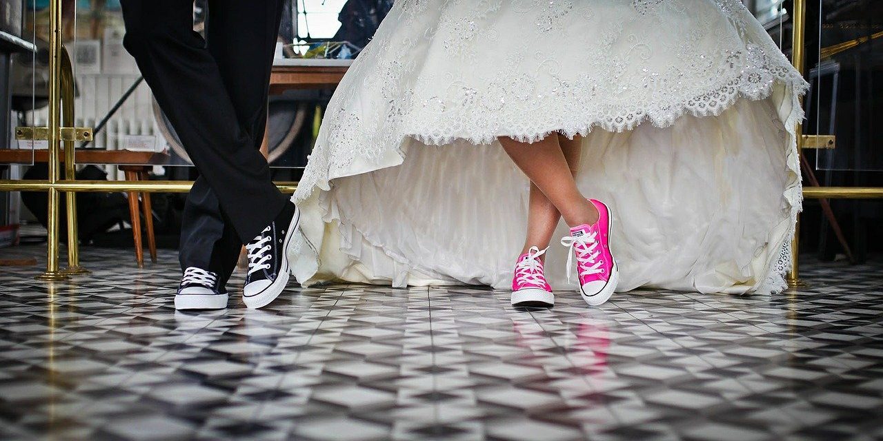 Ten Tips To Enjoy a Beautiful Wedding on a Budget